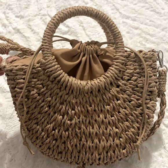 Woven Satchel Bag with Ring Handle - Picture 3 of 4